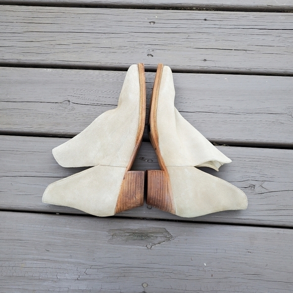Free People Charm Camel Tan Suede Leather Pointed Toe Chunky Ankle Boots Booties - Picture 3 of 9
